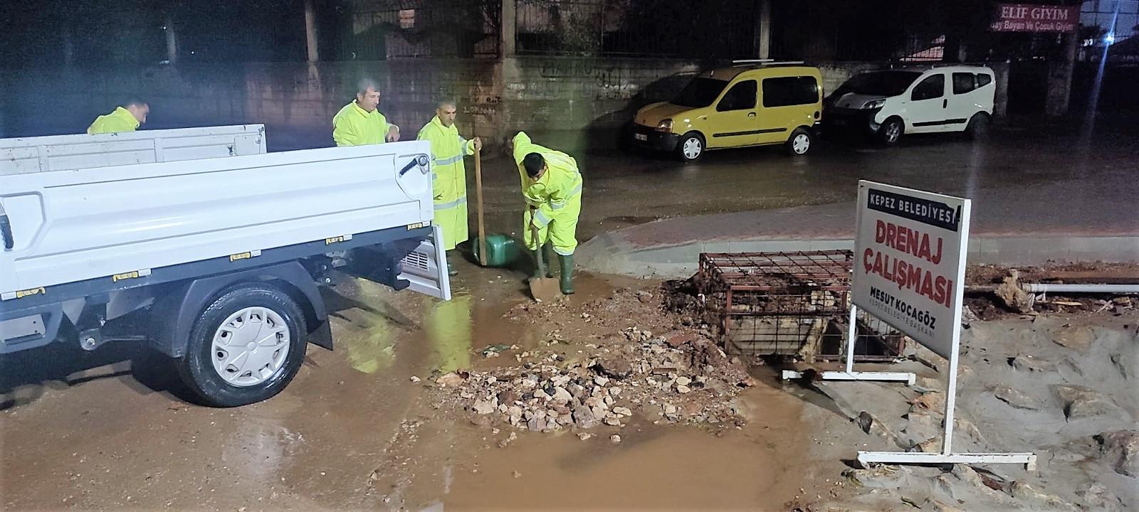 Kepezden Su Taskinina Karsi Gece Mesaisi 2