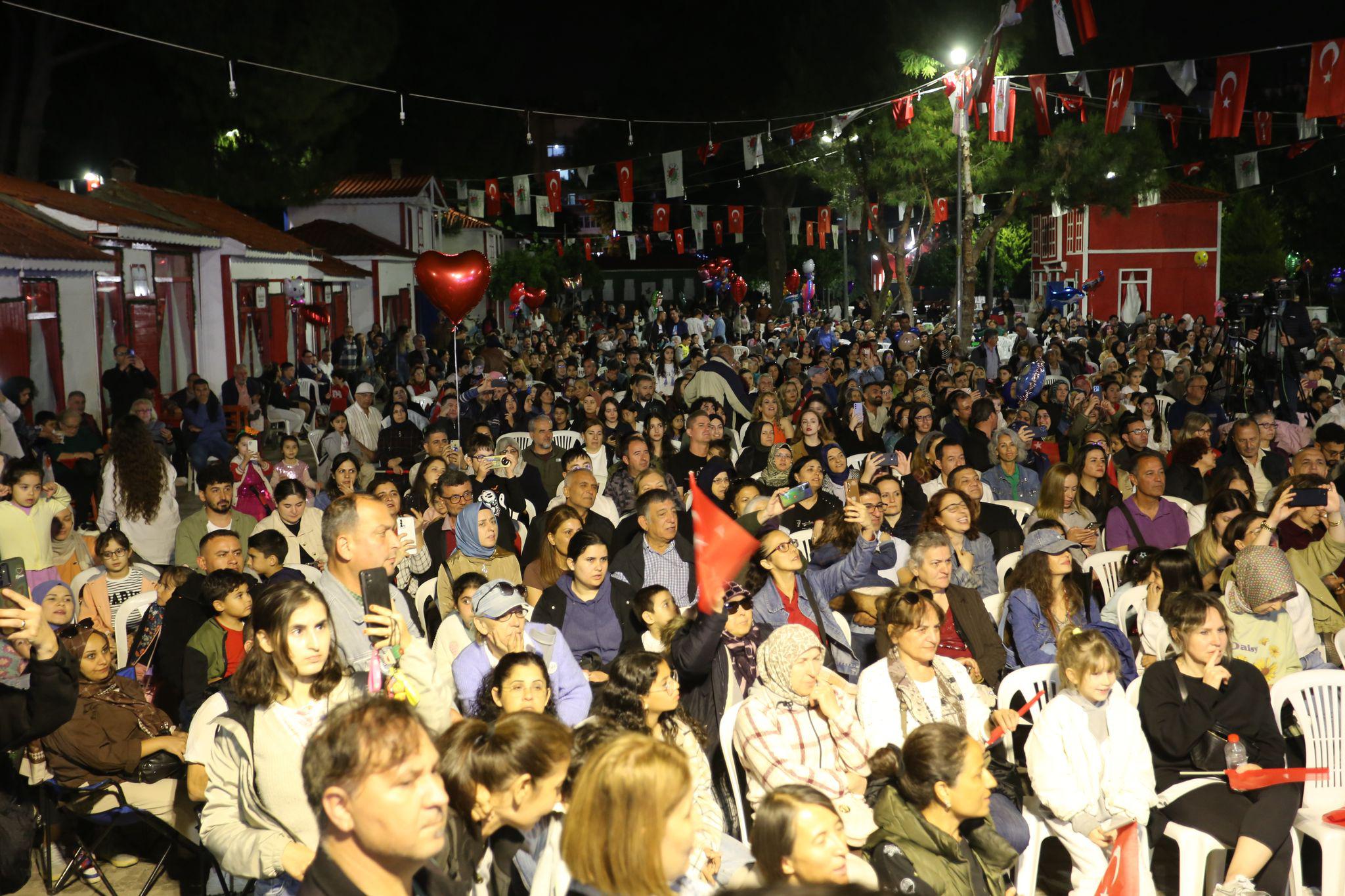 Kepezden 23 Nisana Ozel Senfonik Rock Konseri 3