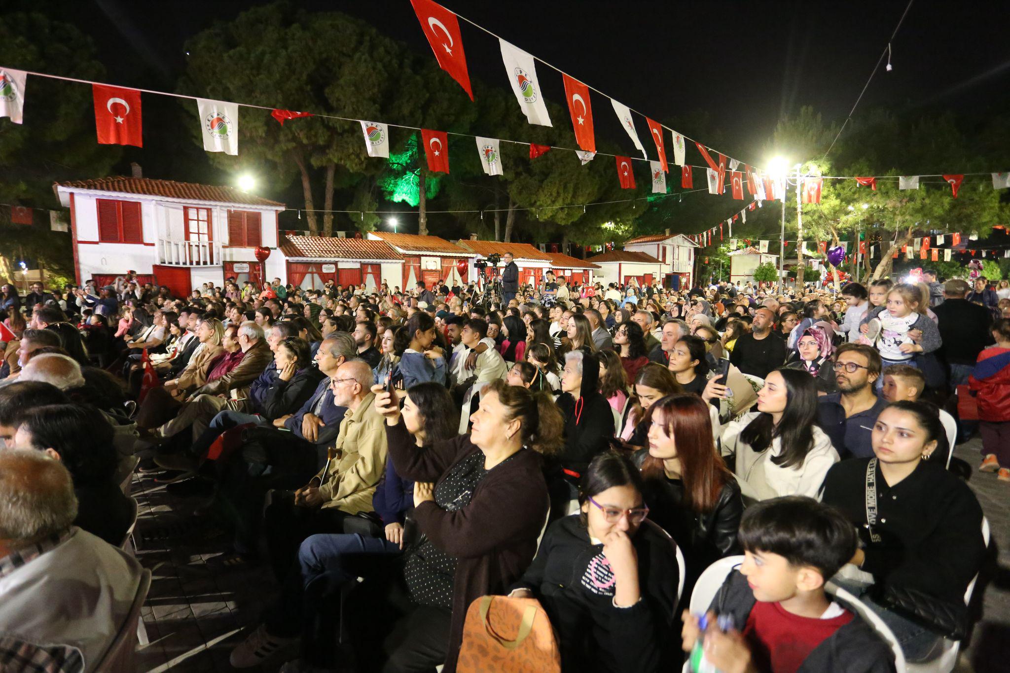 Kepezden 23 Nisana Ozel Senfonik Rock Konseri 5
