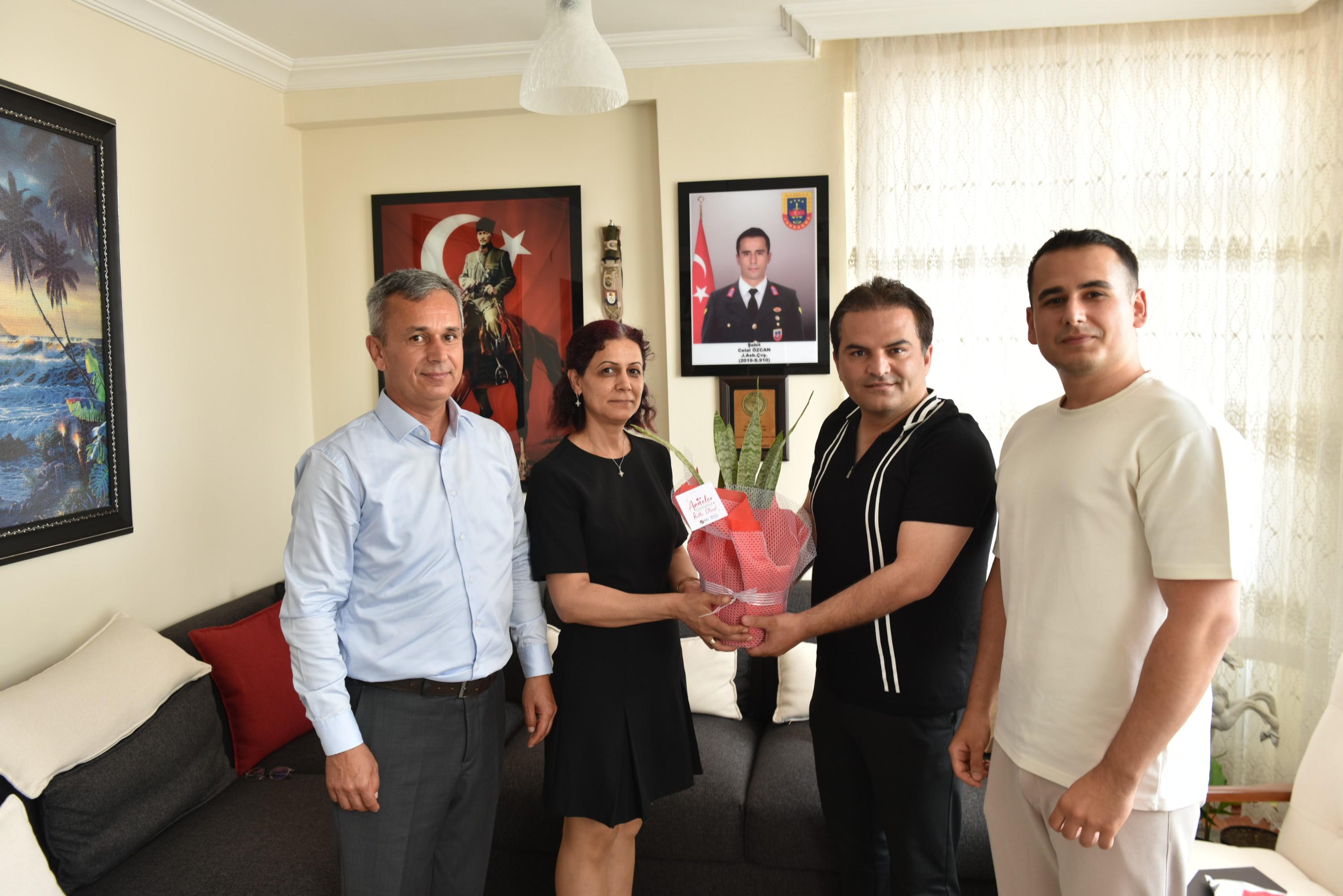 Kocagoz, Sehit Annelerini Unutmadi 3