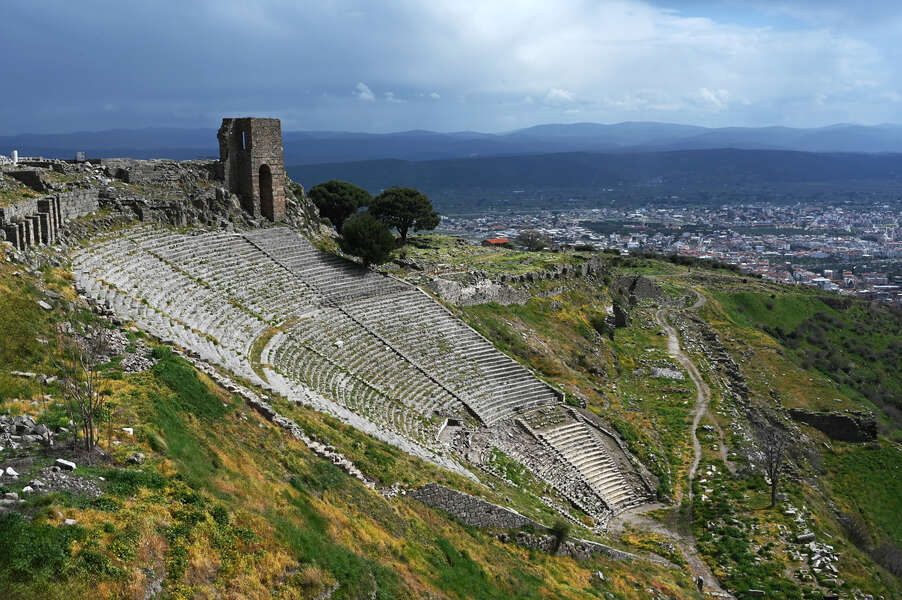 Pergamon (1)
