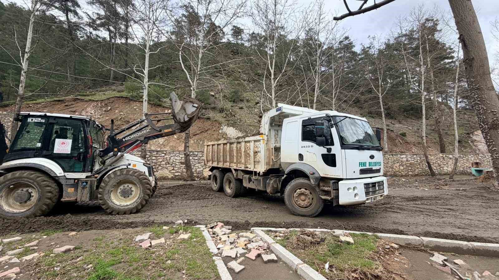 Adana Feke'de Kendi Üreten Belediye Dönemi Başladı