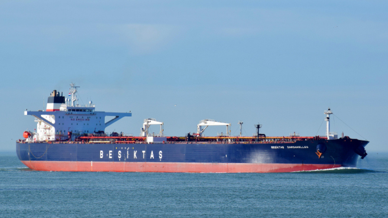 Türk Petrol Gemisi Vuruldu: Acil Yardım Çağrısı