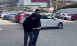 Esiyle Yasadigi Tartismada Elind