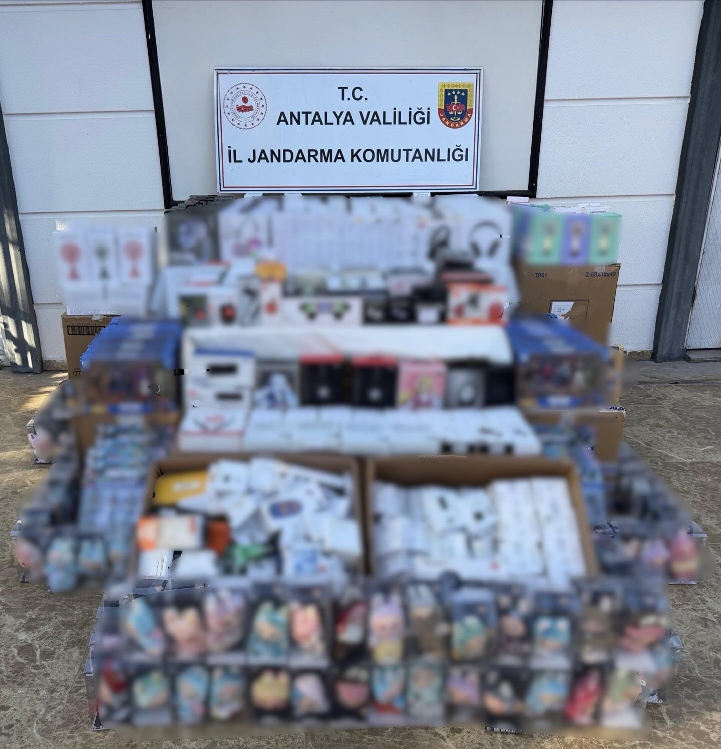 Jandarmadan 3.5 Milyonluk Dev Operasyon