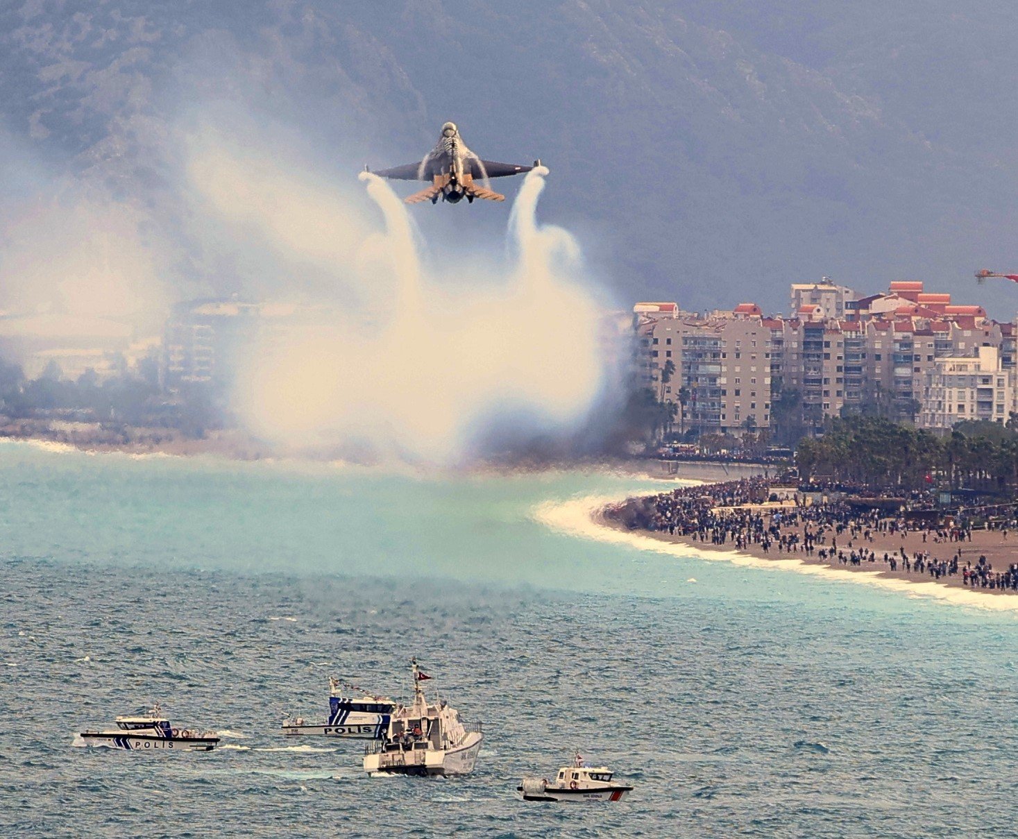 SOLOTÜRK Antalya'da Nefes Kesti