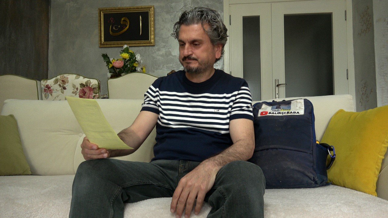 Tuttuğu Devasa Balık Ceza Yedirtti