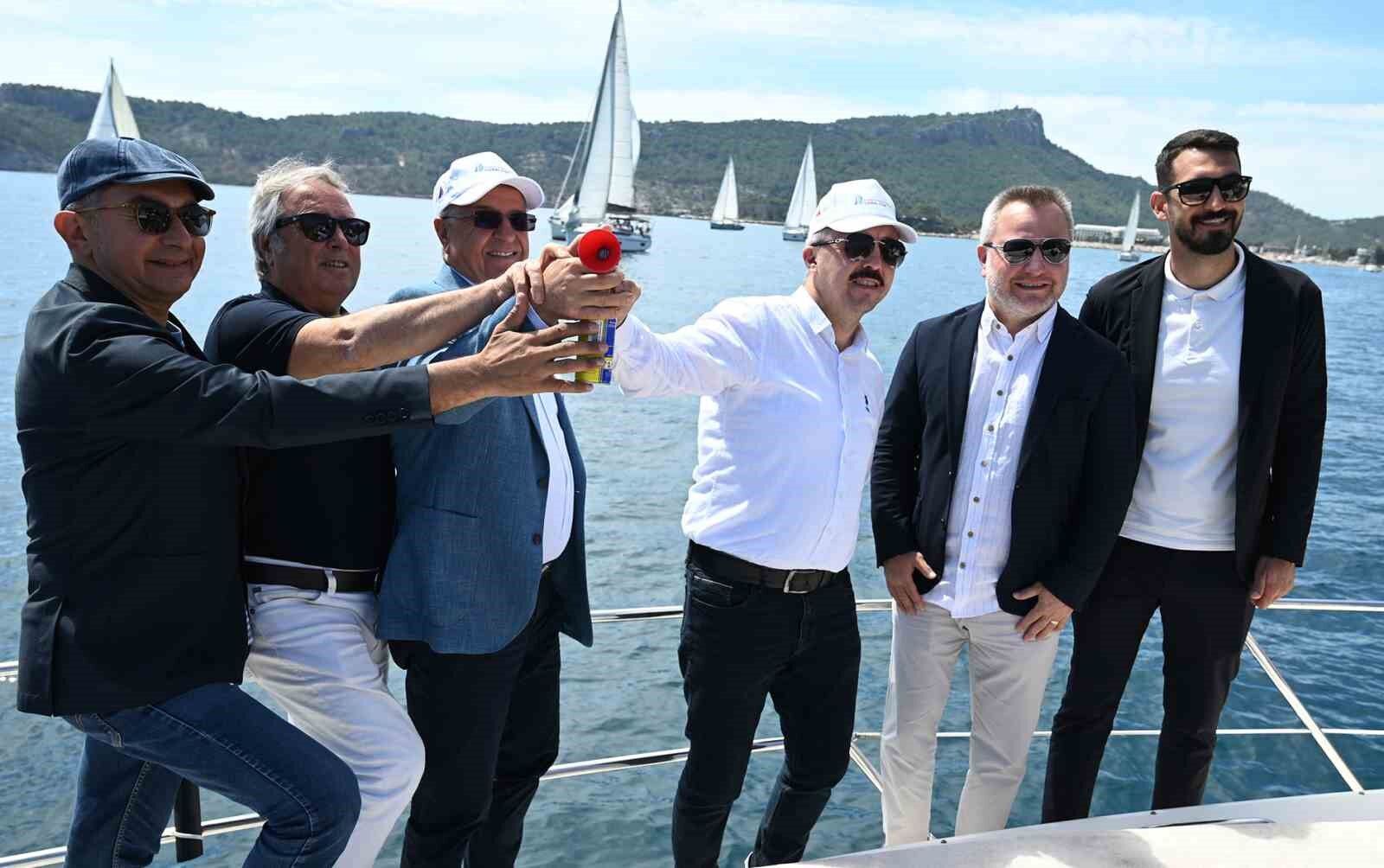 Antalya yat yarışları Kemer'den start aldı