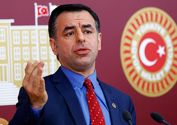 Yarkadaş: "Bir Parti Daha Tehlikede"