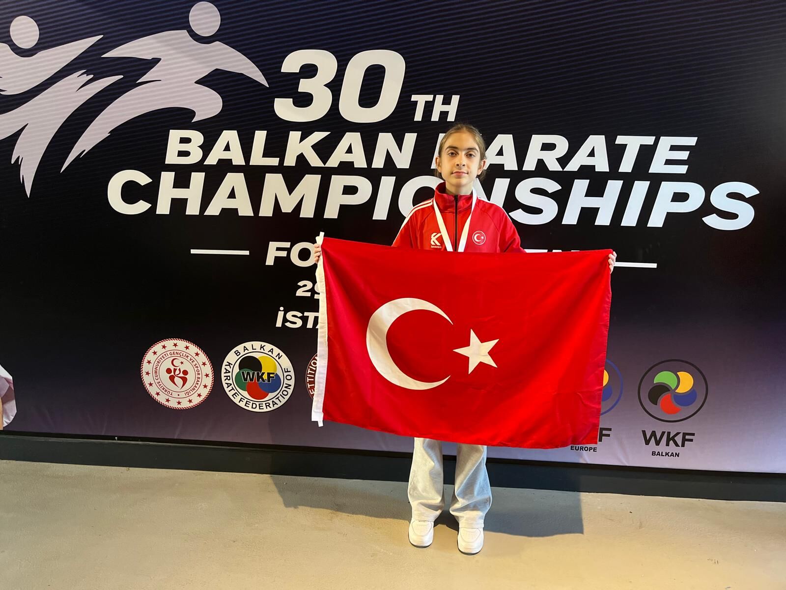 Antalya'nın Altın Kızı Ada Su Yıldız Balkan Şampiyonu Oldu!
