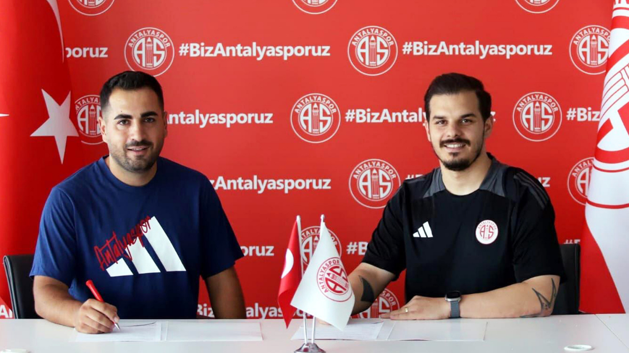 Futbol Okulu Artık Konyaaltı'nda!