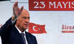 BAHÇELİ''NOKTALI SİYASET OLMAZ'' DİYEREK CHP'YE SESLENDİ