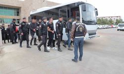 ANTALYA'DA  AĞIR HAPİS CEZASI İLE ARANAN 23 ŞAHIS YAKALANDI