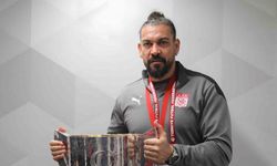 SİVASSPOR'UN TEKNİK DİREKTÖRÜ SERVET ÇETİN OLDU