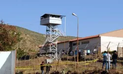 CEZAEVİNE GÖTÜRÜLÜRKEN FİRAR ETTİ BİRİMLER ALARMA GEÇTİ