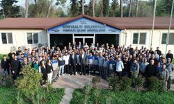 CEM BAŞKAN PERSONELLE BAYRAMLAŞTI