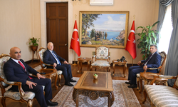 KKKTC MECLİS BAŞKANI ZORLU TÖRE’DEN VALİLİK ZİYARETİ