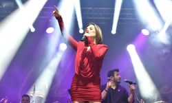 Merve Özbey’den Ramazan’a Özel Coşkulu Konser