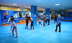 Antalyalı Kadınlar Kendini Savunmayı ASFİM’de Öğreniyor