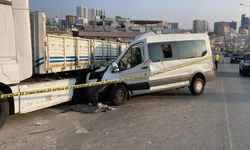 Mersin’de Öğrenci Minibüsü Kaza Yaptı