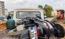 Antalya’da otomobil ve motosiklet çarpıştı: 2 yaralı