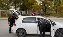 Aracında 70 Adet Sentetik Kannabinoid ile Yakalandı