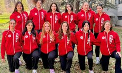 Havuzda Antalyaspor Şov: Rota Yarı Final!