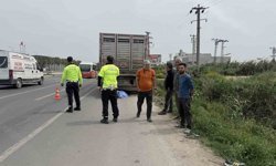 Park Halindeki Kamyona Çarpan Motosikletli Hayatını Kaybetti