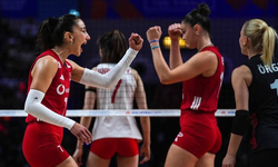 Çin'i Ezici Üstünlükle Geçen Filenin Sultanları Finalde!