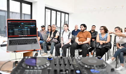 Antalya'da DJ’lik Kursuna Yoğun İlgi