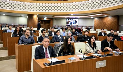 Başkan Böcek’ten Gençlere Müjde