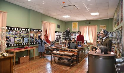 Karnesini Götürene Kepez Müzeleri Ücretsiz