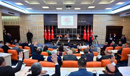 Kocagöz; “Keşke borç yapmasaydınız”