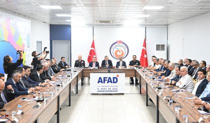 Sosyal Medyada Olay Oldu, Antalya’daki Yetkililer Toplandı!