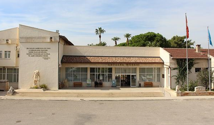 Vekil Erdem’den Bakan Ersoy’a Sert Sözler