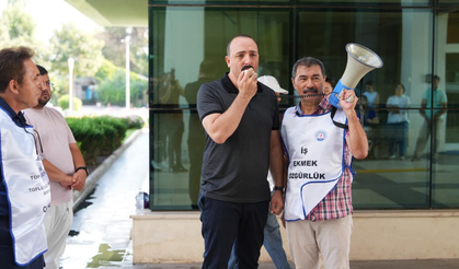 Konyaaltı’ nda Memur Eylemine Belediye Desteği