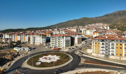 Deprem Bölgesinde 237 km’lik Yol Artık Trafikte