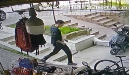 Apartmana eli boş girdi, dışarıya altında akrobasi bisikleti ve çantayla çıktı