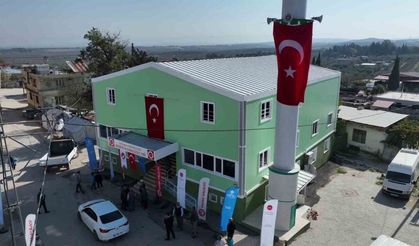 Depremin Yıktığı Kentte Yeniden İnşaa Edilen 108. Cami