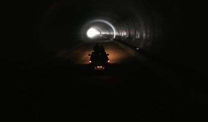 Amanos Dağları'nda 8.5 kilometre uzunluğu tünelde ışık göründü