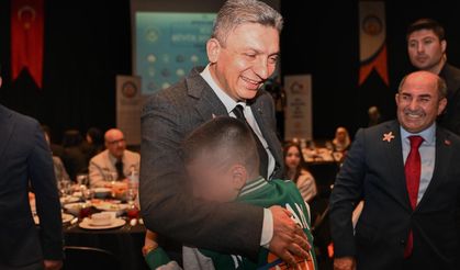 Vali Hulusi Şahin koruyucu ailelerle bir araya geldi