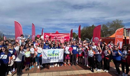 CK gönüllülerinden TEV bursiyerlerine destek