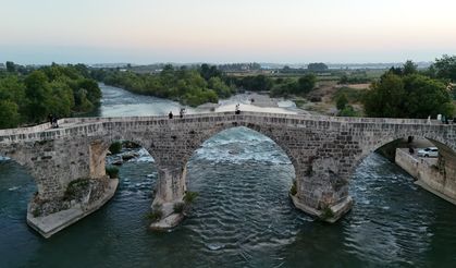 Aspendos'ta Gün Batımında Evlilik Teklifi!