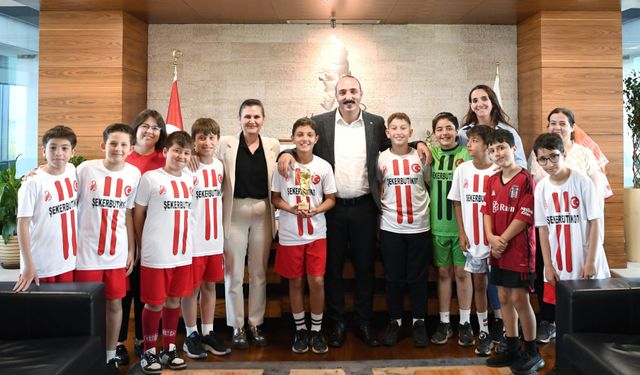 Başkan Kotan Şampiyonları Ağırladı
