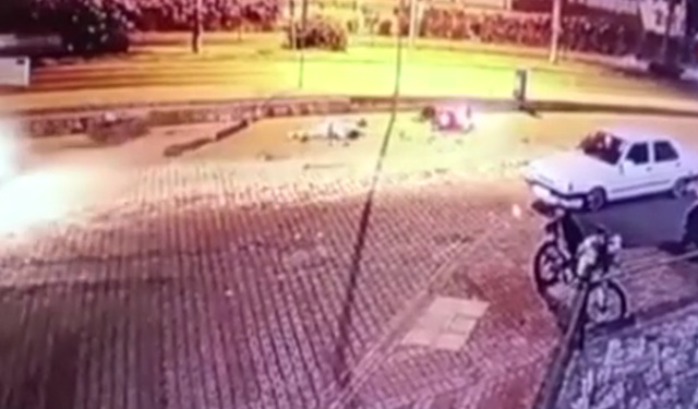 Talihsiz Kaza İki Genci Hayattan Kopardı