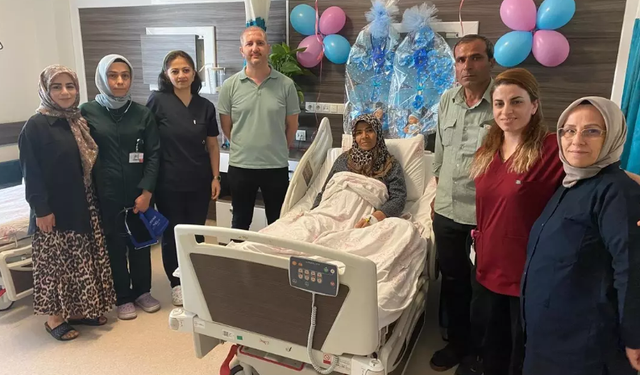 53 Yaşında İkiz Bebek Doğurdu: Yılların Özlemi Son Buldu
