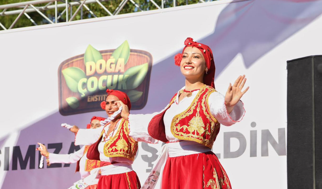 Halk Oyunları Topluluğu Yeni Üyelerini Bekliyor