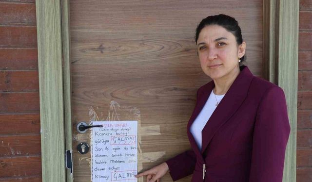 Depremzedelerden not: "Lütfen Çalma"