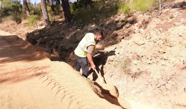 Manavgat’ta yeni içme suyu hattı imalatı gerçekleştiriliyor