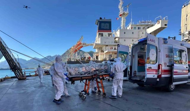 Antalya Limanı'nda Halk Sağlığı Acil Durum Tatbikatı
